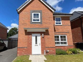 Thorn Tree Drive, Thornton