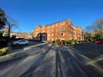 Woodsome Park, Woolton, Liverpool, L25