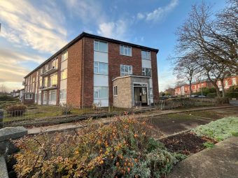 Blundellsands Road East, Liverpool