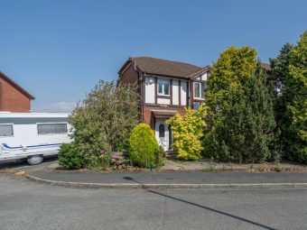 Kingsthorne Park, Hunts Cross, Liverpool, L25