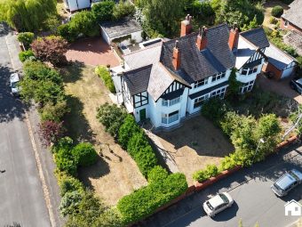 Andrews Lane, Formby, Liverpool