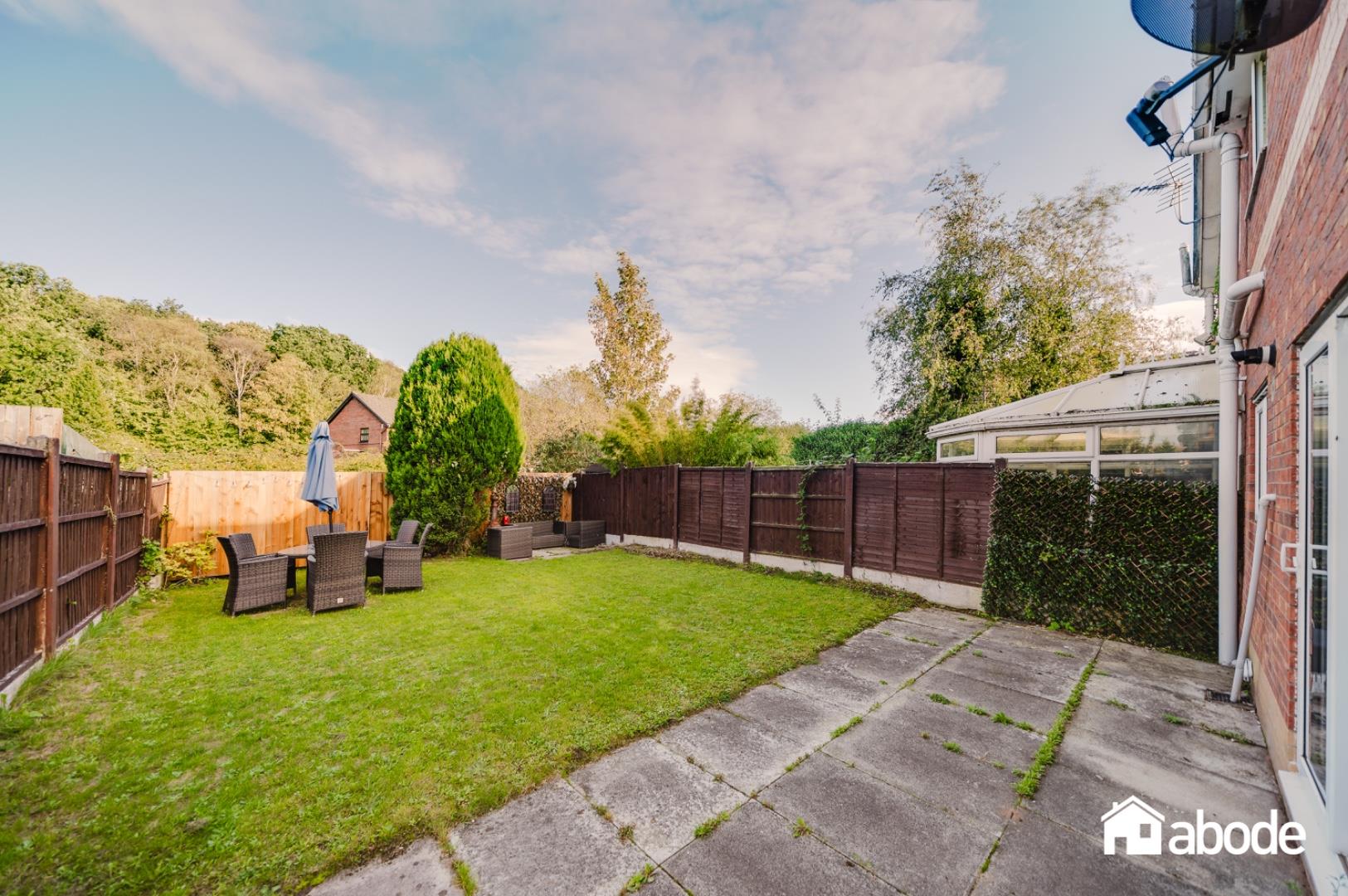 Riviera Drive, Croxteth, Liverpool, L11 - photo 2 of 30