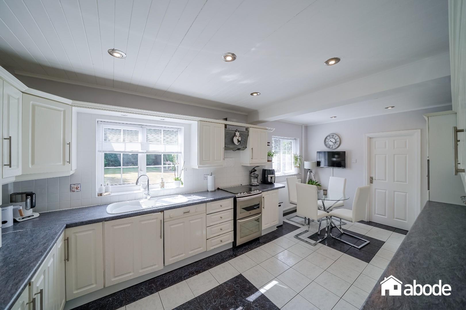 Elsworth Close, Formby, Liverpool - photo 20 of 30