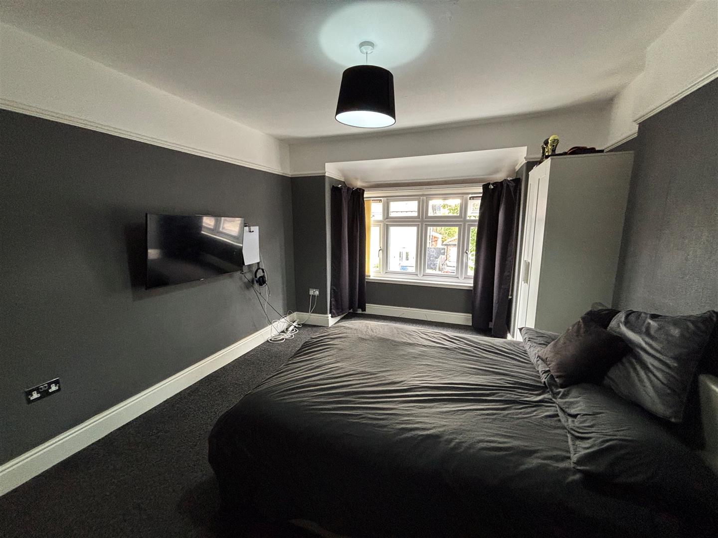 Rothesay Drive, Liverpool - photo 1 of 22