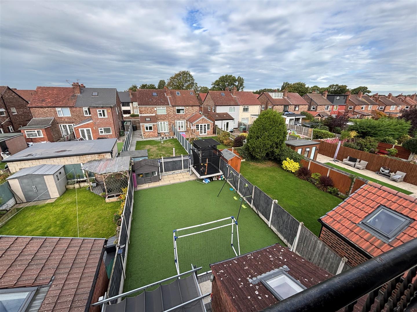 Rothesay Drive, Liverpool - photo 5 of 22