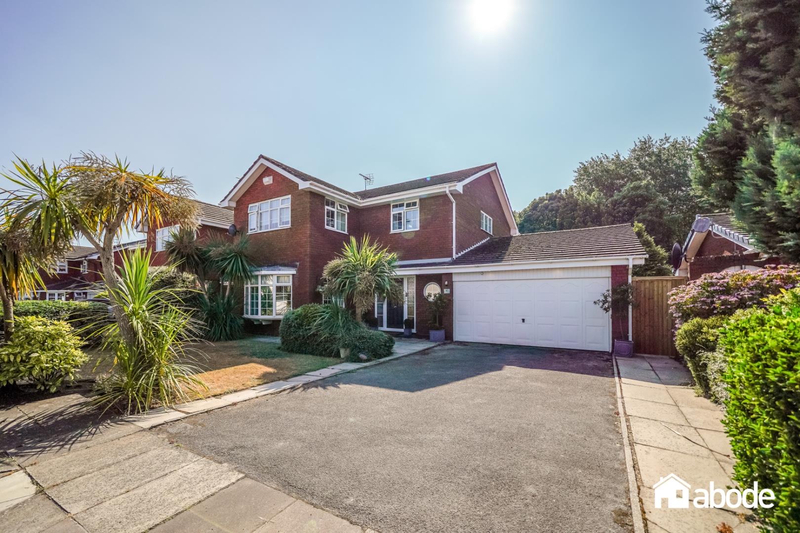 Elsworth Close, Formby, Liverpool - photo 16 of 30