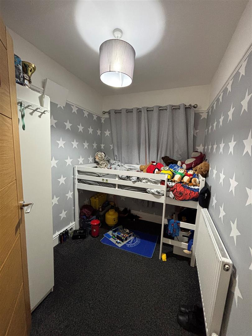 Rothesay Drive, Liverpool - photo 10 of 22