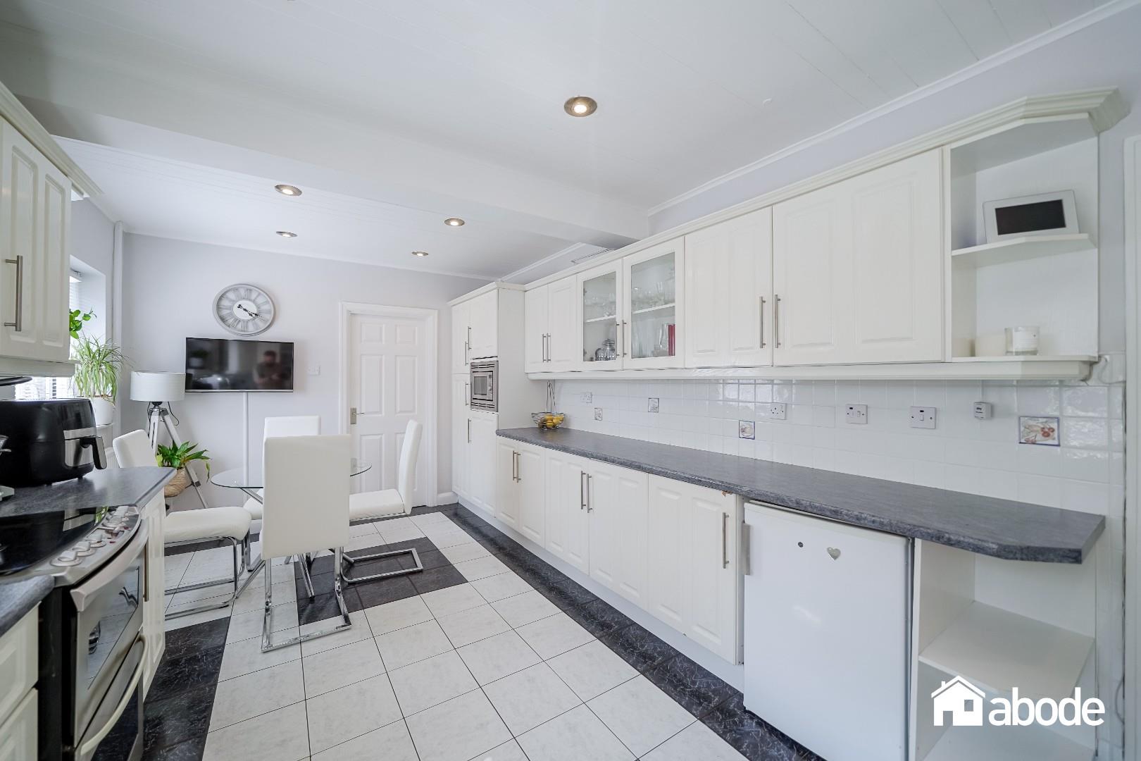 Elsworth Close, Formby, Liverpool - photo 19 of 30